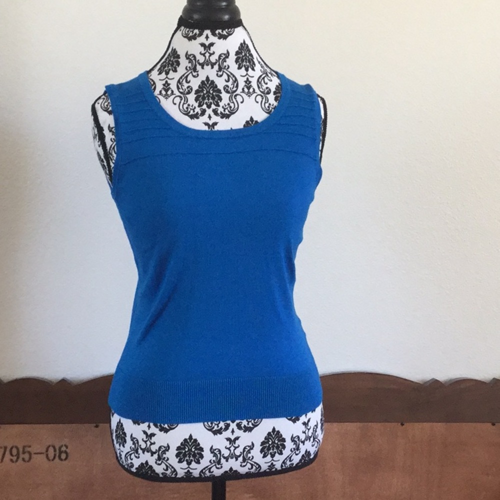 Cable & Gauge 💙BLUE KNIT TANK TOP💙